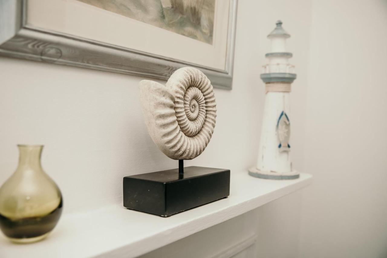 Charming 3 Bedroom Townhouse ウェーマス エクステリア 写真