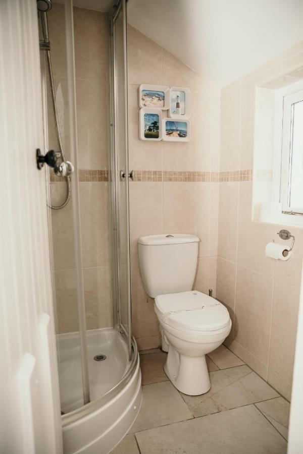 Charming 3 Bedroom Townhouse ウェーマス エクステリア 写真