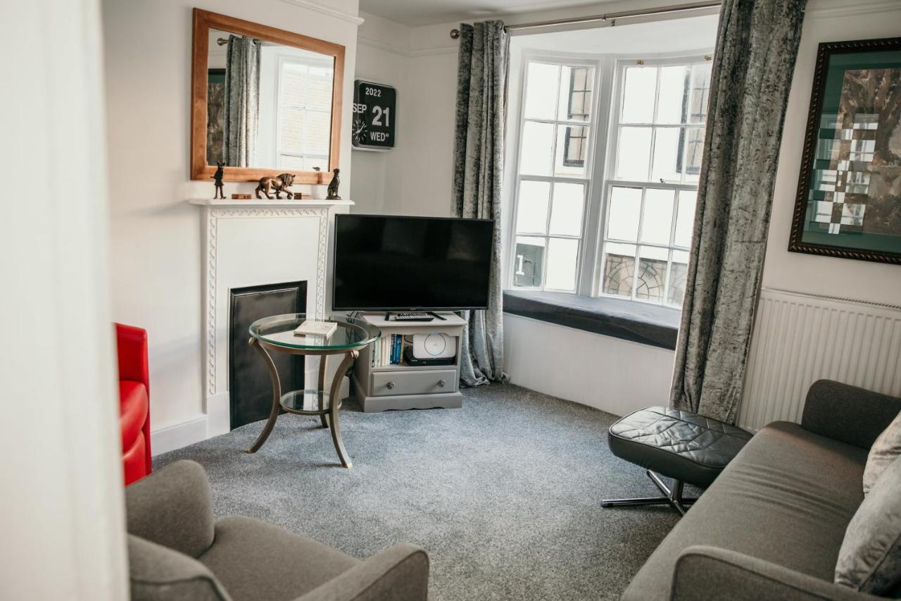Charming 3 Bedroom Townhouse ウェーマス エクステリア 写真